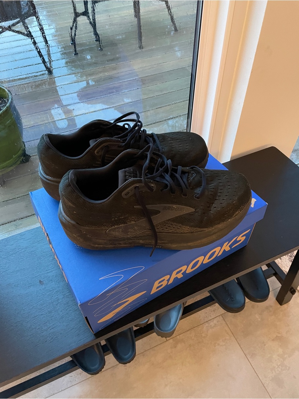 Brooks Men’s Ghost Max 3, size 12, 4E width